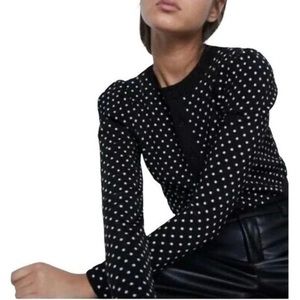 XS/S Zara polka dot cropped knit cardigan.